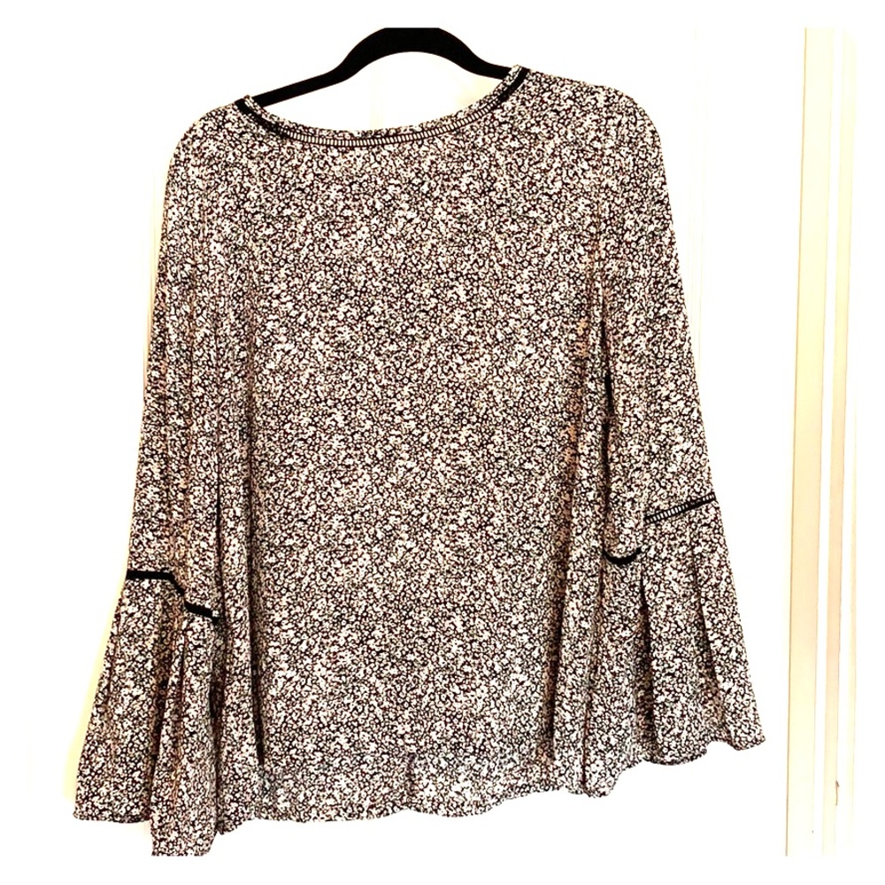 Loft Bell-sleeve blouse